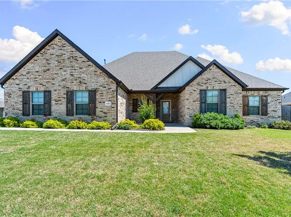 1218 Cassia St, Springdale, AR 72762