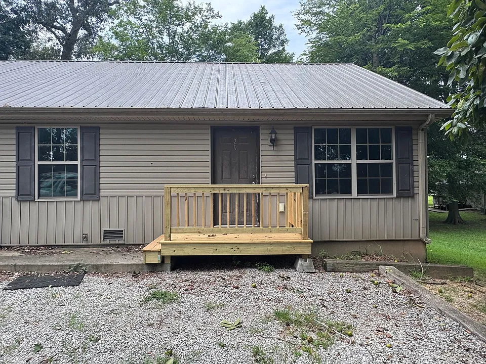 29 Boone Crossing Dr