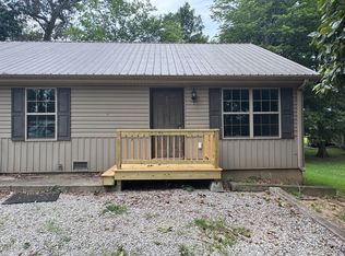 29 Boone Crossing Dr, Kevil, KY 42053