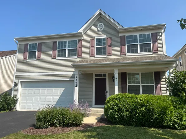 2572 Retreat Cir, Lisle, IL 60532