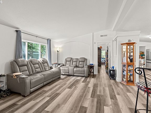 4th image of 70100 E Highway 26 Unit 9