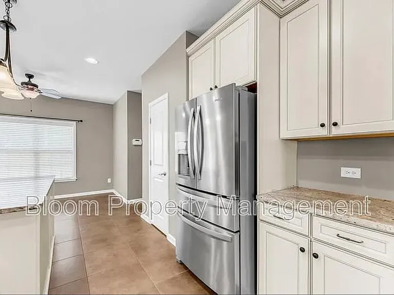 8423 Taylor Plantation Rd — Photo 11