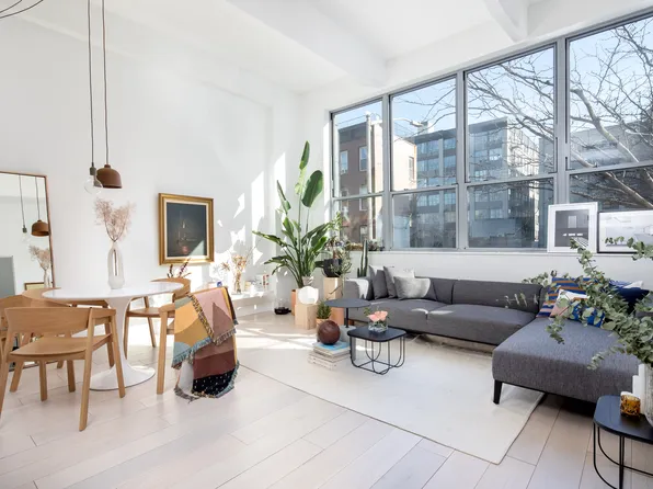 338 Berry St, Brooklyn, NY