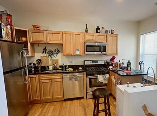 175 Fuller St #1, Brookline, MA 02446
