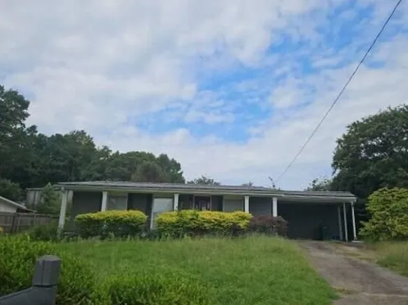 1801 Lochlomand Ln SE, Smyrna, GA 30080