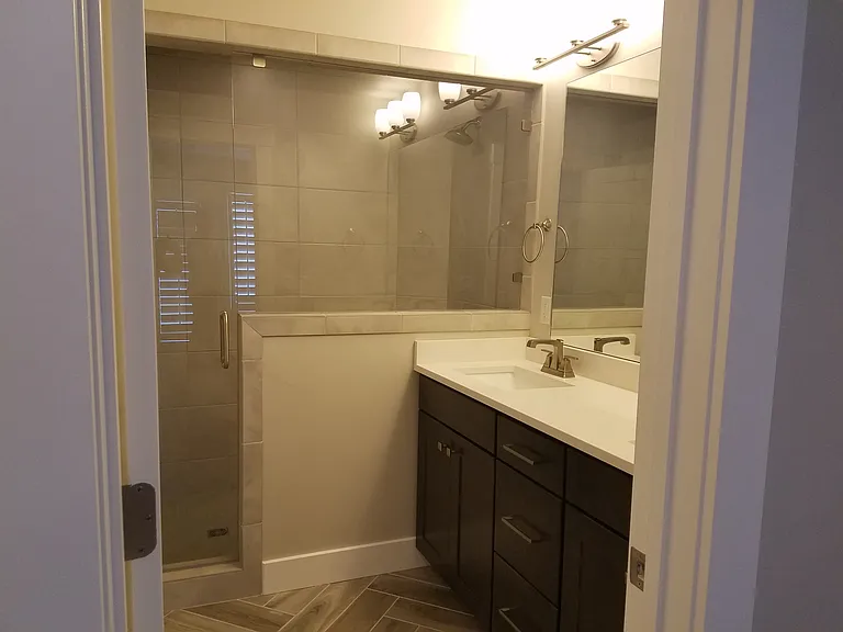 1220 W Clark Ln — Photo 8