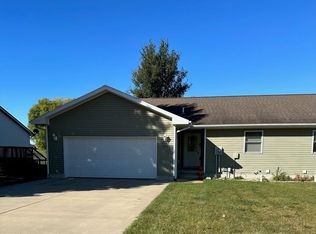 325 Chickasaw St #A, Nashua, IA 50658