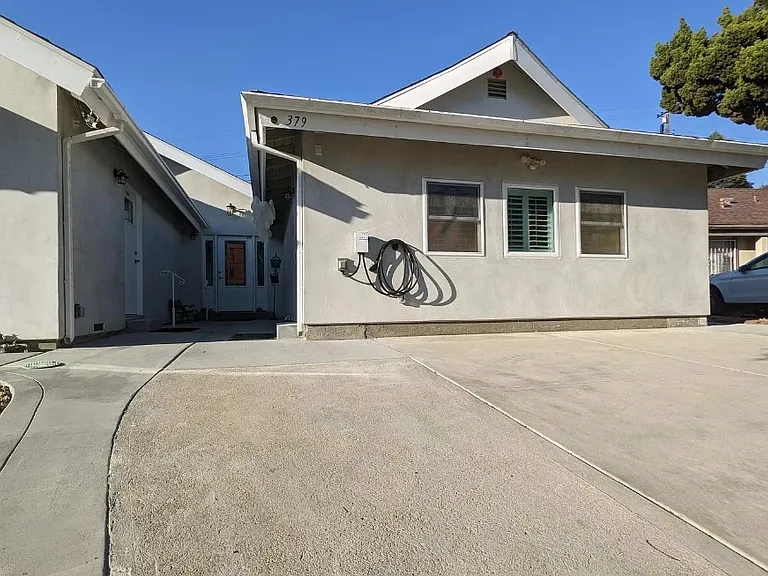 379 Casuda Canyon Dr #B — Photo 10