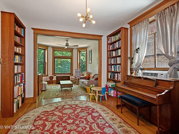 4th image of 2949 W Logan Blvd #2FL