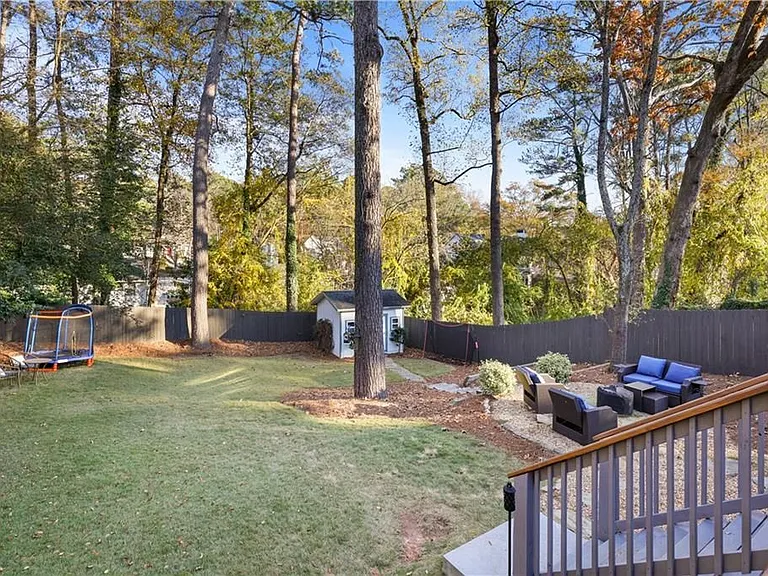 1681 Bristol Dr — Photo 12