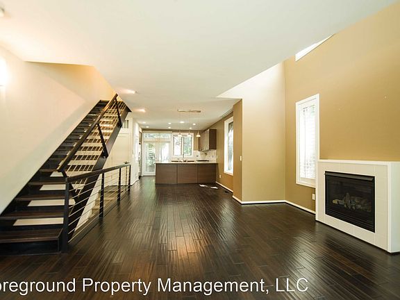 4th image of 1200 Bellevue Way NE Unit 106