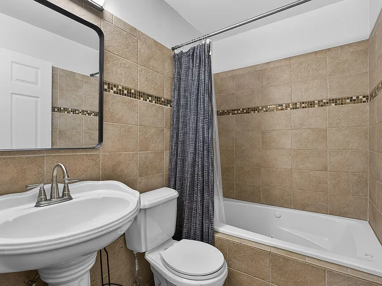 16932 Okeechobee Blvd — Photo 42
