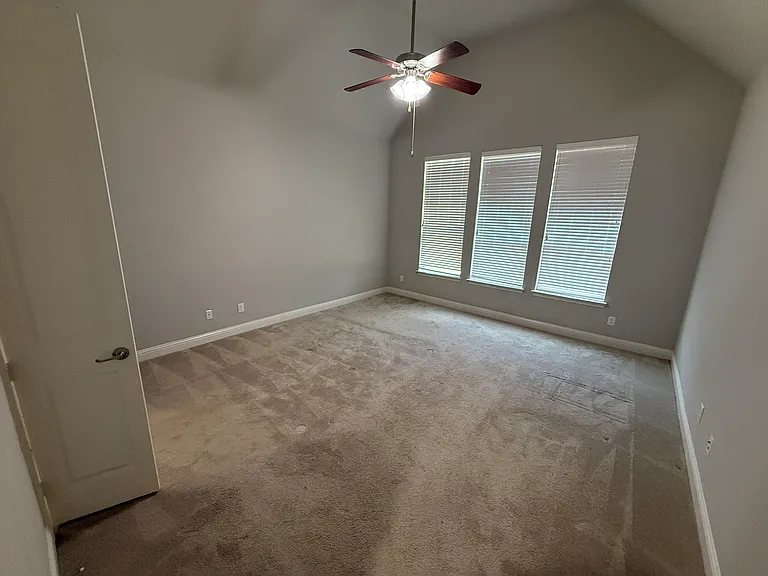 1101 Prairie Ridge Ln — Photo 37