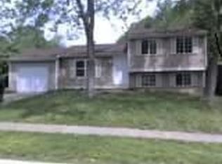 5780 Lake Erie Dr, Fairfield, OH 45014