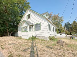 2207 Douglas Ave, Bellingham, WA 98225