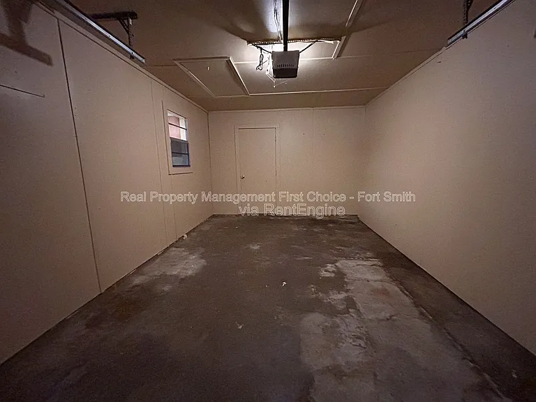 3305 Grinnell Ave — Photo 22