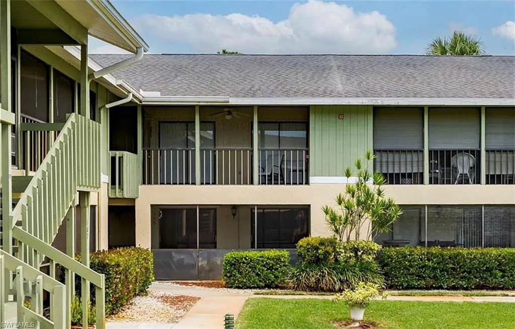 2 bed, 2.0 bath, 1031 sqft, $2,000 — Photo 2