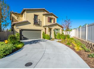 11826 Greenbrier Ln, Grand Terrace, CA 92313