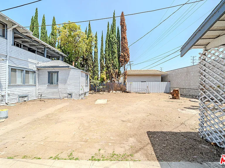 1404 S Manhattan Pl — Photo 34