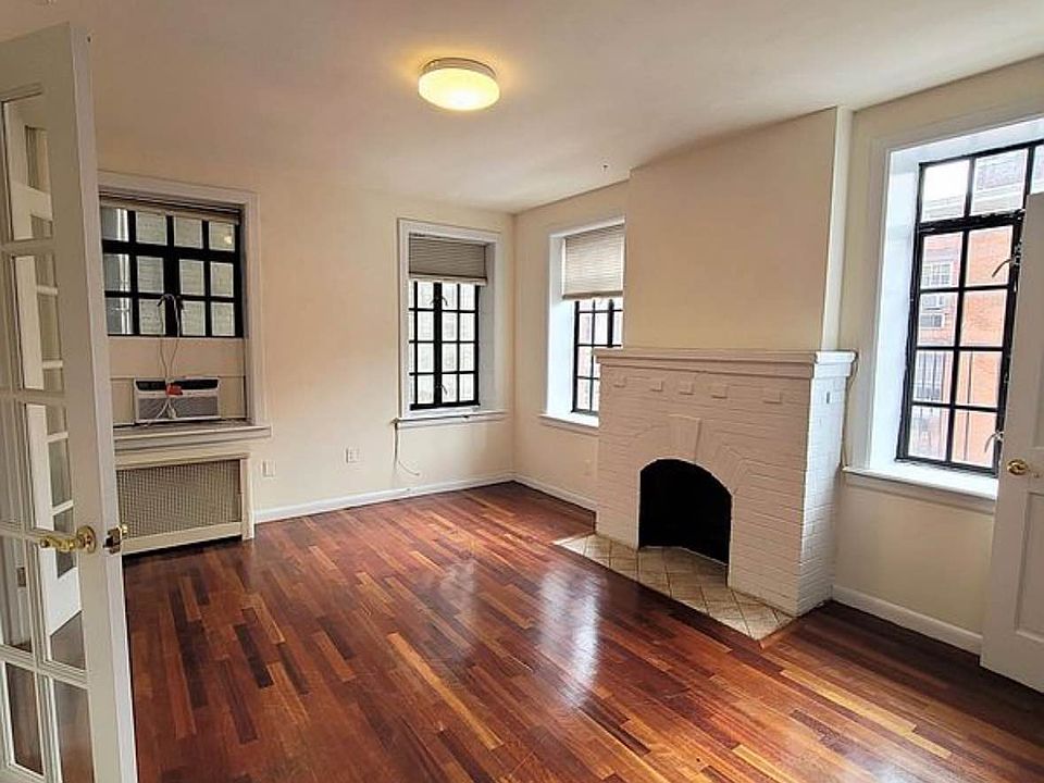 1st image of 233 W 4th St #Y