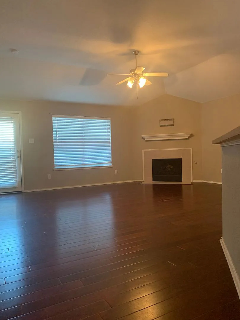 Single story 3 bed-Keller ISD — Photo 3