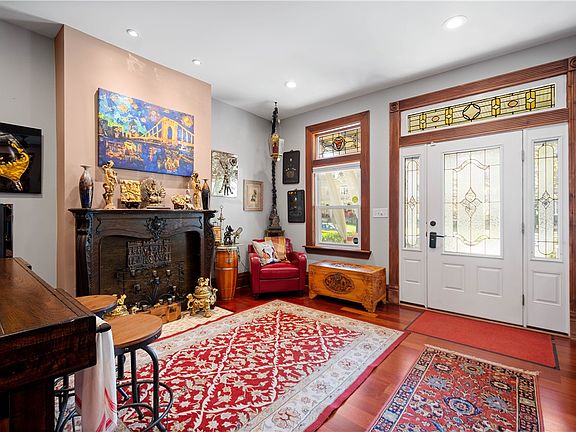 4th image of 5515 Baywood St