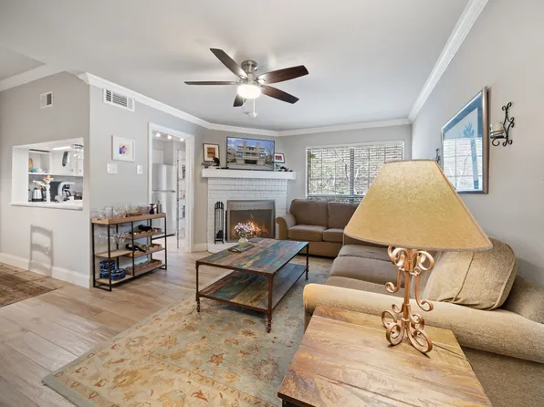 5200 Martel Ave APT 13C, Dallas, TX 75206