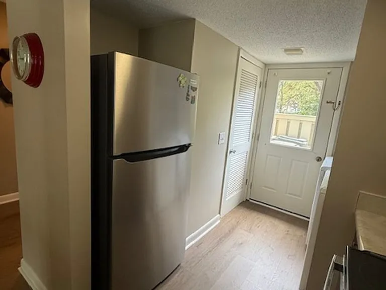 26 S Forest Beach Dr #20 — Photo 8