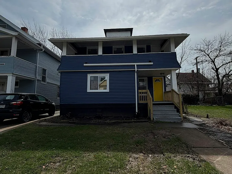 12104 Osceola Ave #UPPER — Photo 1