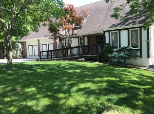 1604 Russet Crest Cir, Birmingham, AL 35244