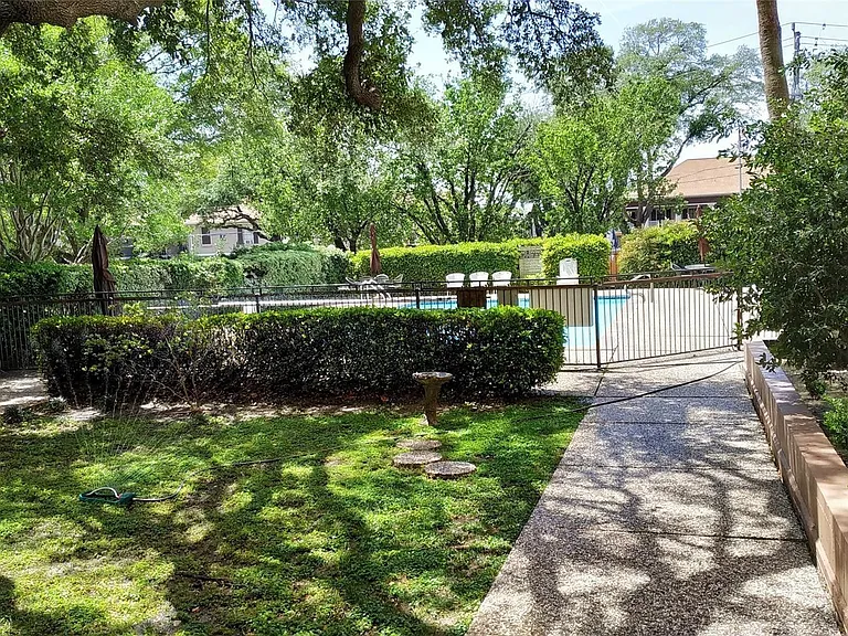 7520 Hornwood Dr #901 — Photo 17