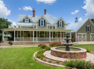 313 Jackson Rd, Kerrville, TX 78028