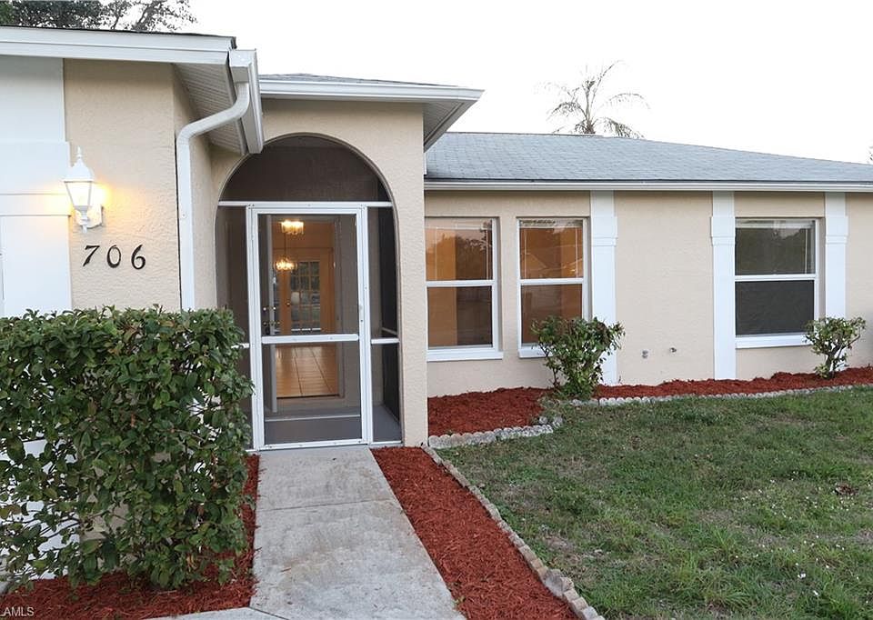 1st image of 706 SW 10th Pl
