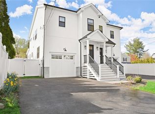 315 Country Rd, Fairfield, CT 06824