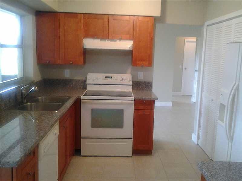 1st image of 11100 W Oakland Park Blvd
