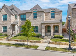 8313 Cotton Belt Ln, North Richland Hills, TX 76182