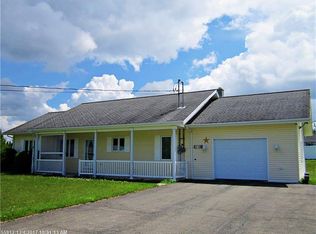 218 22nd Ave, Madawaska, ME 04756