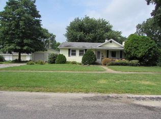 408 N Seminary St, Georgetown, IL 61846