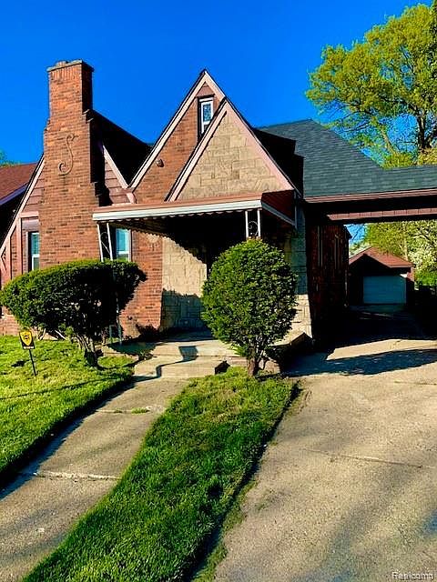 1st image of 12117 E Outer Dr