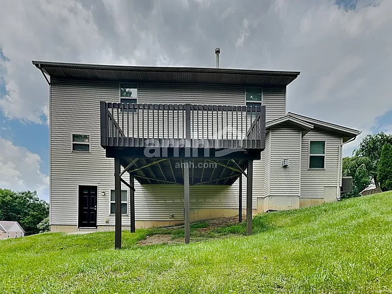 440 Dexter Ct — Photo 20