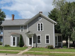 216 E Maple St, Maquoketa, IA