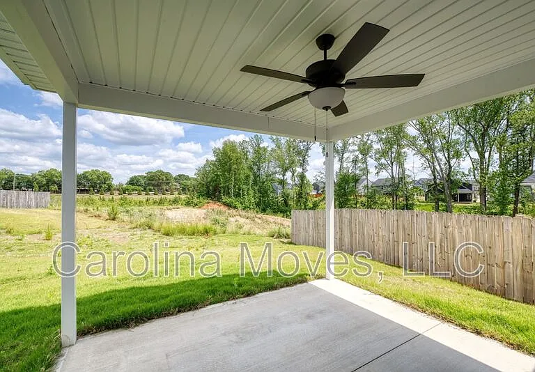 1303 Lindale Pl — Photo 21