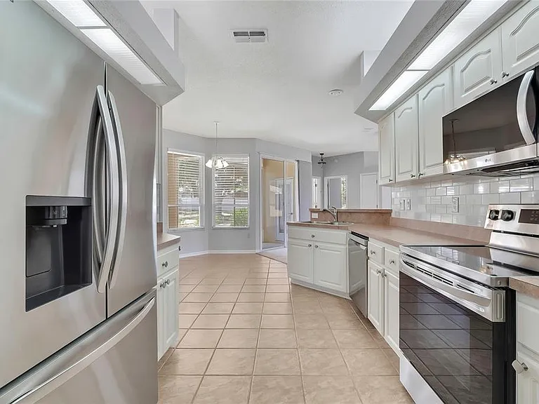 4628 Bayridge Ct — Photo 9