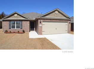 1281 Panther Ln, Sapulpa, OK 74066
