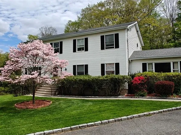 182 Gleneida Ridge Road, Carmel, NY 10512
