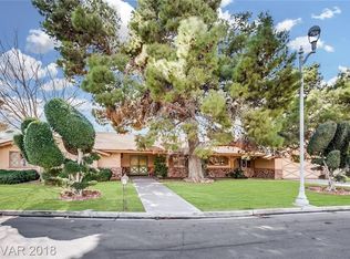 2305 Driftwood Dr, Las Vegas, NV 89107