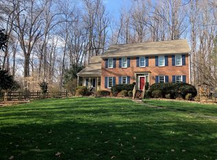 553 Maidstone Ln, Clemmons, NC 27012