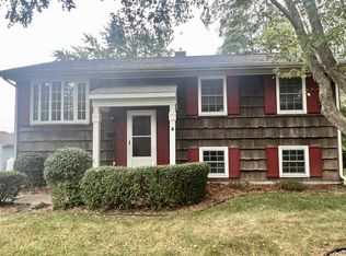 2122 Fairview Dr, Beloit, WI 53511