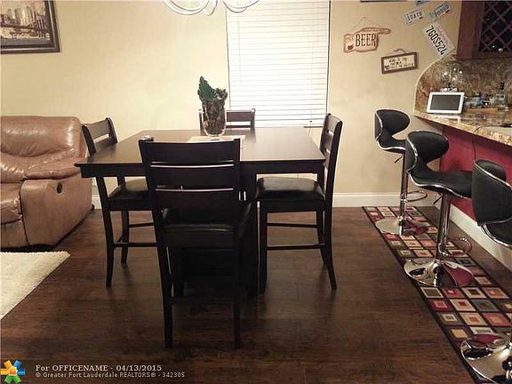5th image of 4320 Crystal Lake Dr APT A8