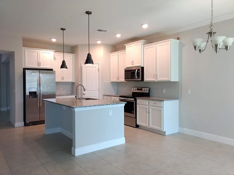 3280 Stonewyck St — Photo 5